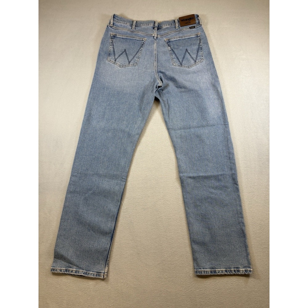 Wrangler Regular Fit Jeans Men's 36x34 Light Wash Straight Leg Stretch NWT